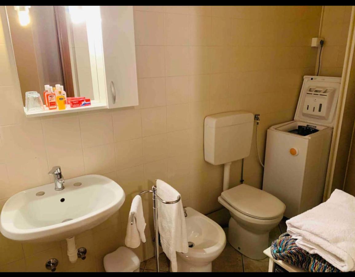 Maura'S B&B Gallarate Luaran gambar